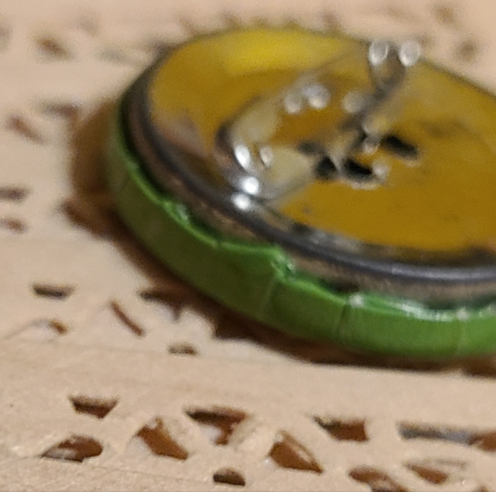 Green 'I Speak Fluent Blarney' Button Old Fashion Preowned Condition - Picture 5 of 6